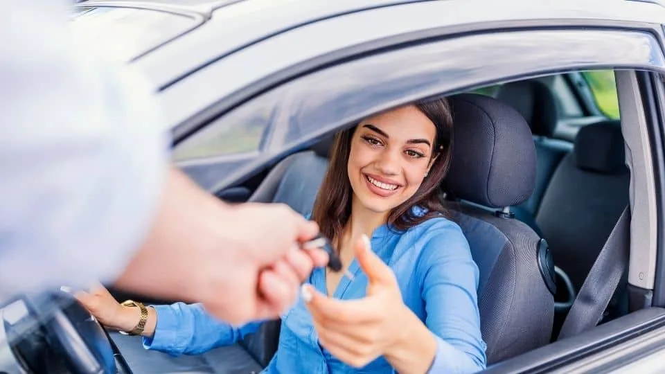 Luxury car rental reference Istanbul — comparing self-drive and chauffeur-driven options